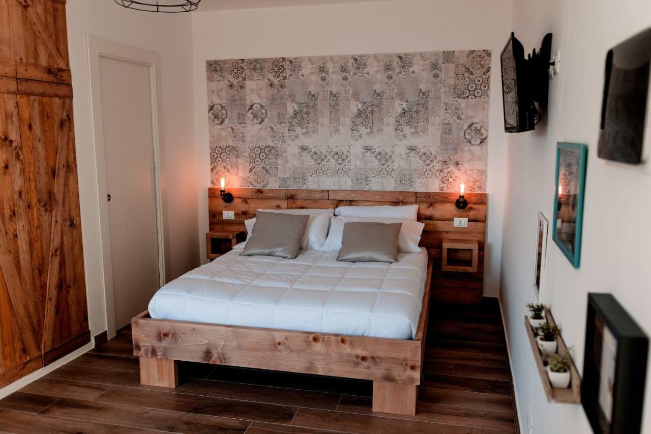 ガエータ Il Sestante Bed & Breakfast エクステリア 写真